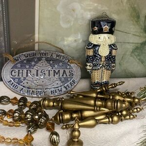 Holiday Amber and Gold Decor Lot